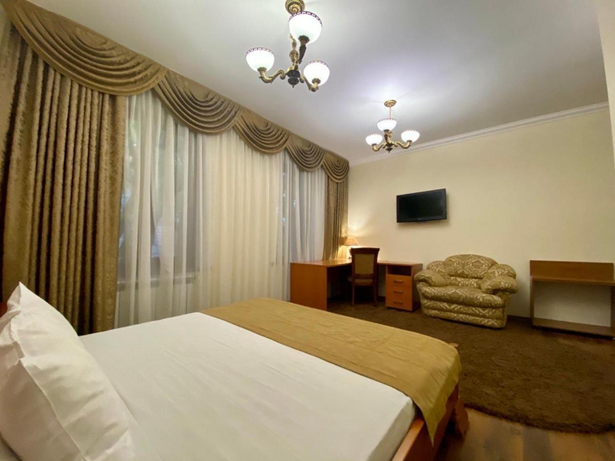 Boomerang Business Hotel Odessa Eksteriør bilde