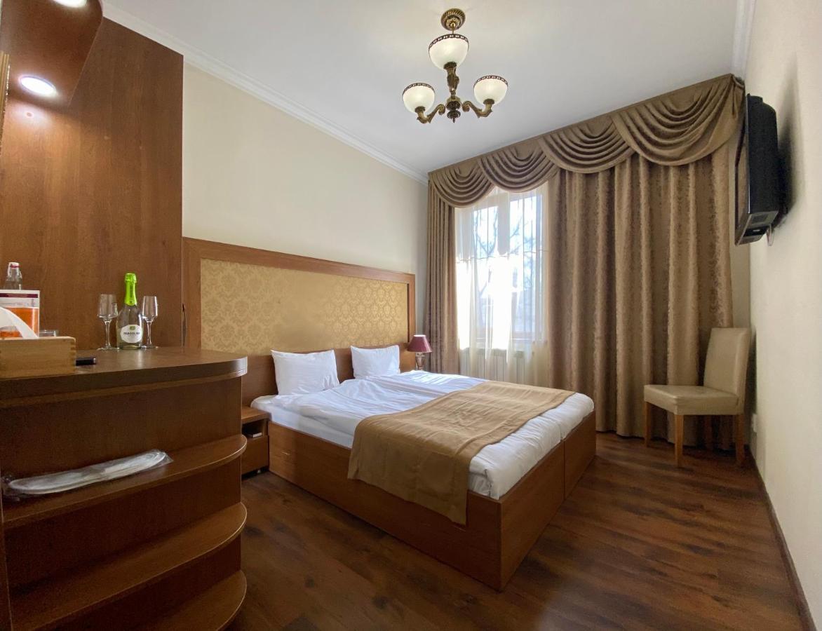 Boomerang Business Hotel Odessa Eksteriør bilde