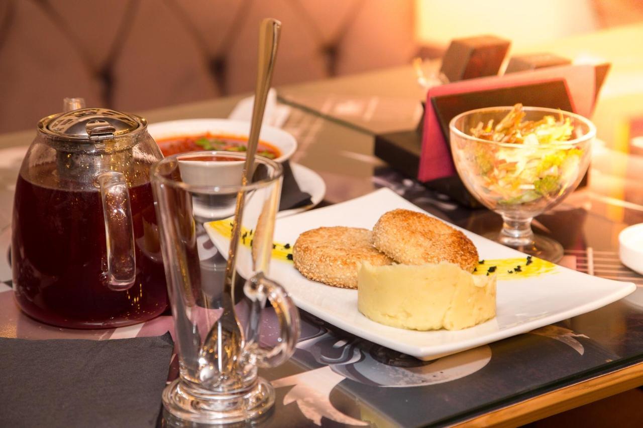 Boomerang Business Hotel Odessa Eksteriør bilde