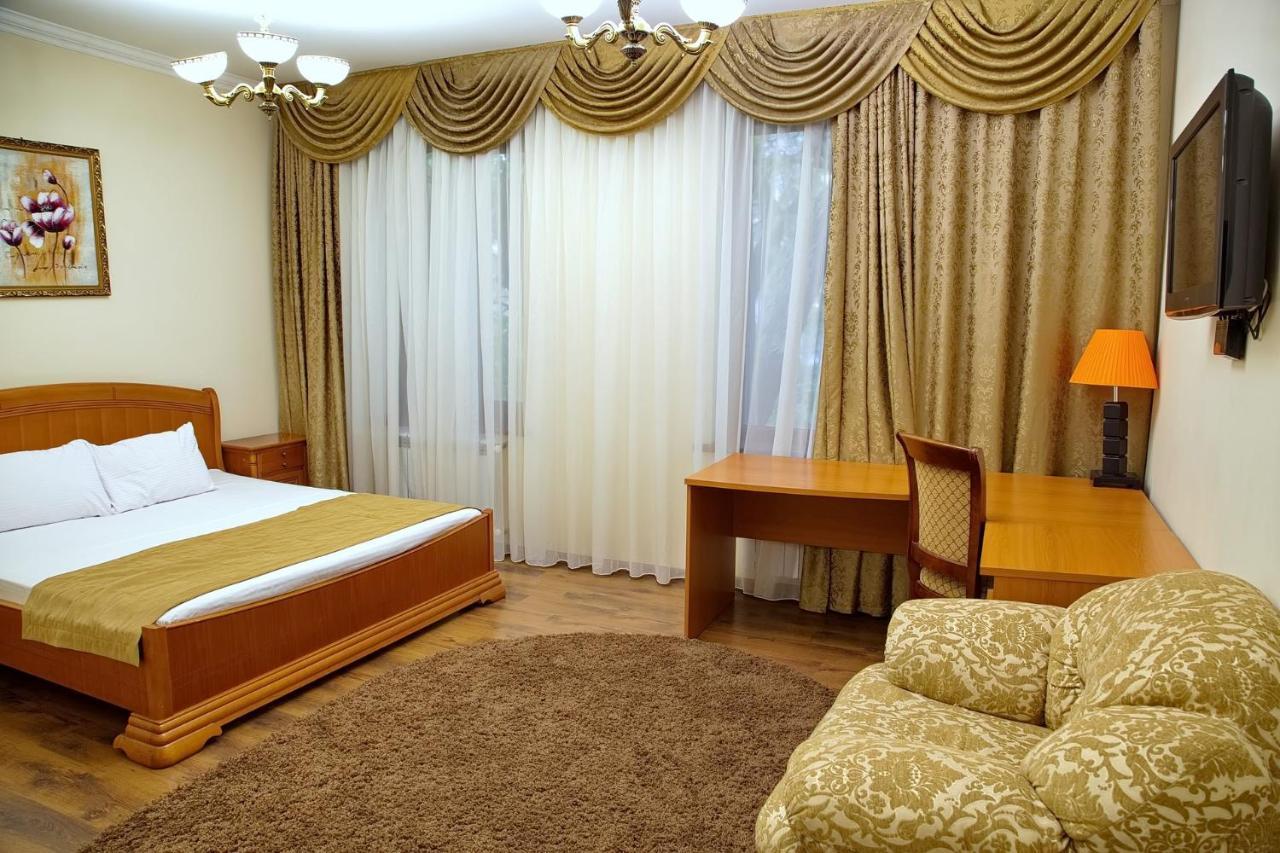 Boomerang Business Hotel Odessa Eksteriør bilde